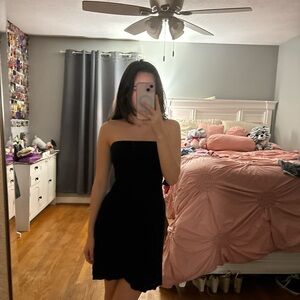 Navy strapless dress